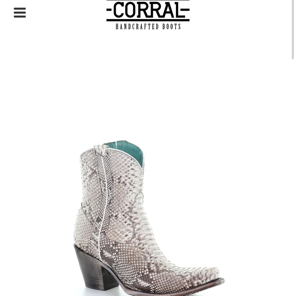 corral brand python skin short boots w/ teal interior- women’s size 9